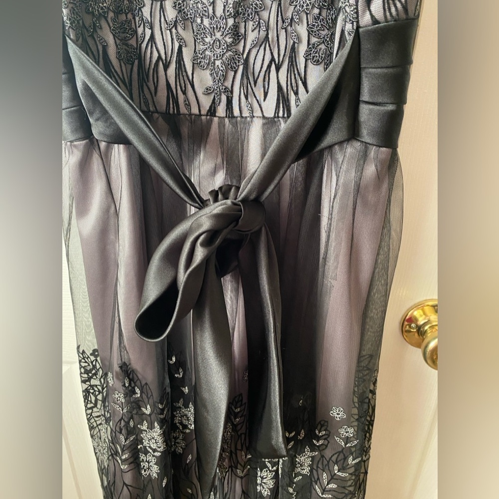 VINTAGE Kathy Roberts Black/Gray Embroidered Floral Tulle Metallic Party Dress 6 - Picture 7 of 11